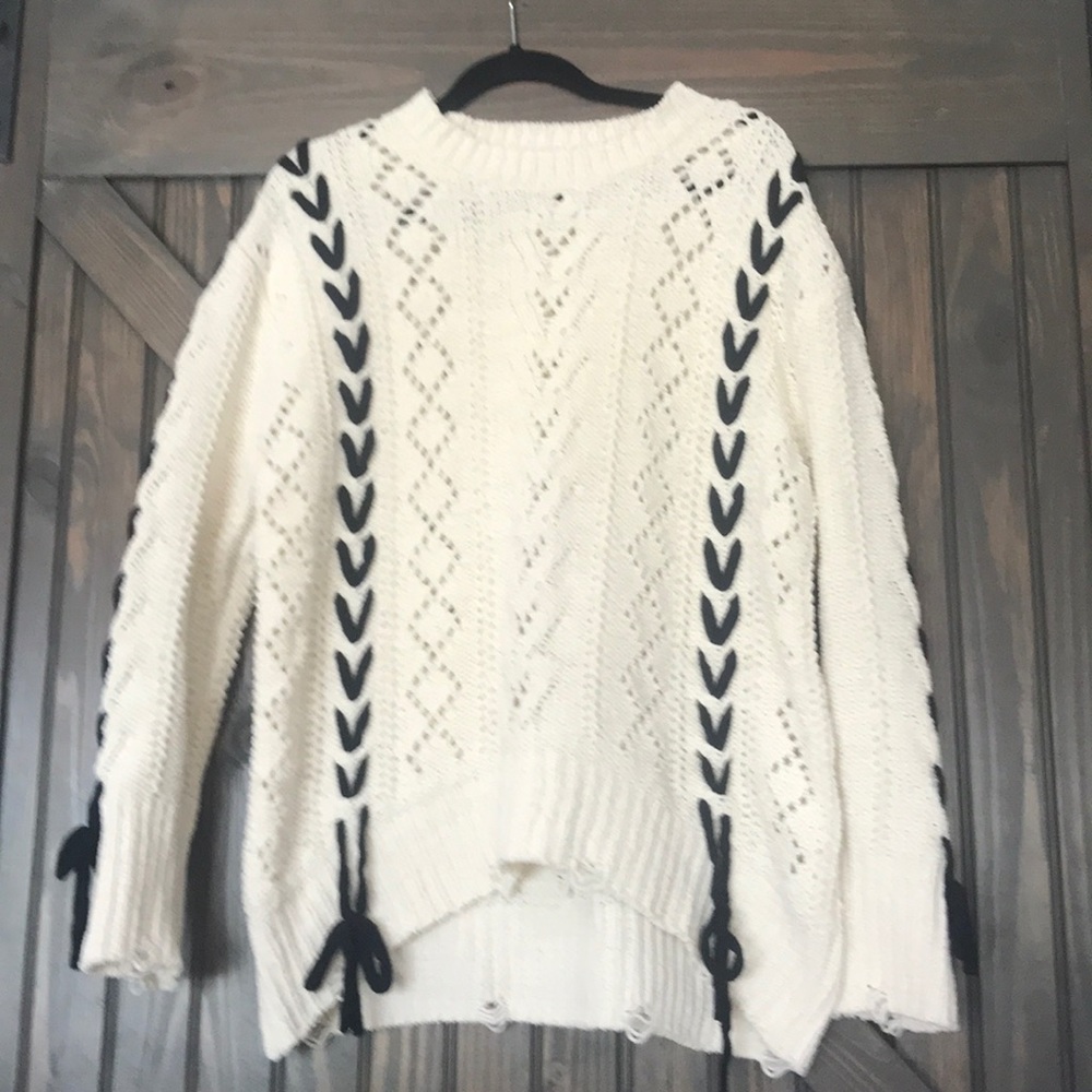 Adorable oversized sweater!!!